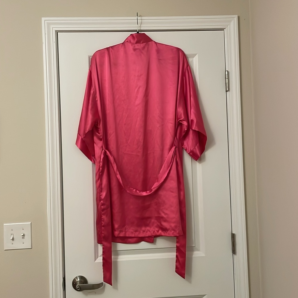 Victoria’s Secret Satin Robe M/L - Picture 6 of 6